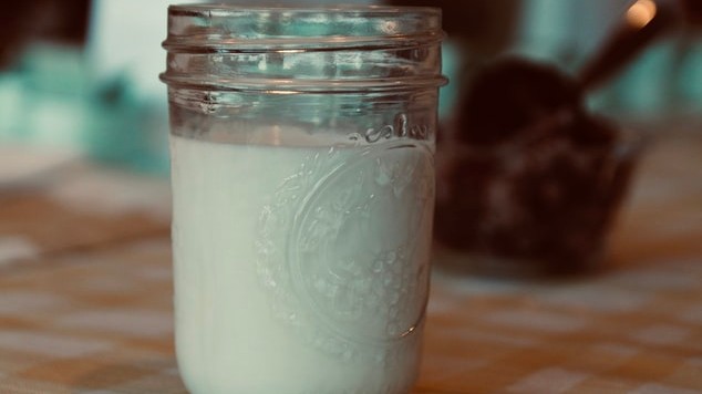 Image of Whole Oat Milk Powder Reconstitution